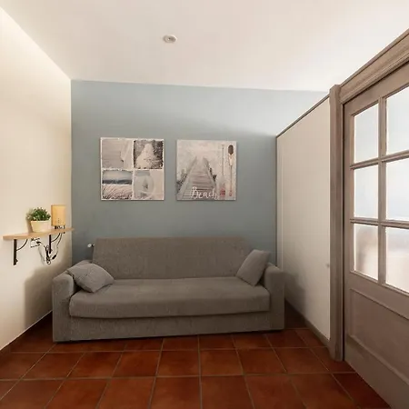 Turisticos La Flor *