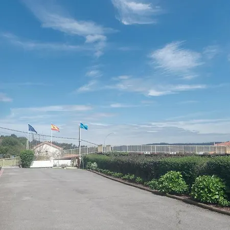 Turisticos La Flor * Muros de Nalón